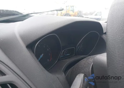 2015 Ford Focus Se z USA, uszkodzony, nr VIN 1FADP3F28FL254706